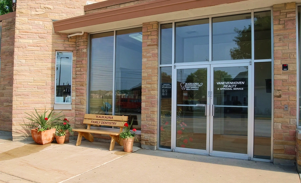 Kaukauna Family Dentistry outside view